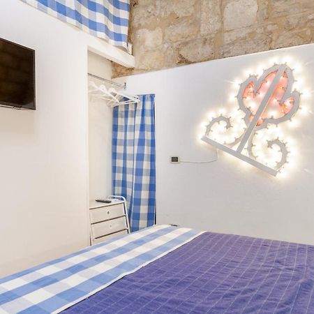 Apartament La Casuccia Cosy Flat In Old Center Bari Zewnętrze zdjęcie