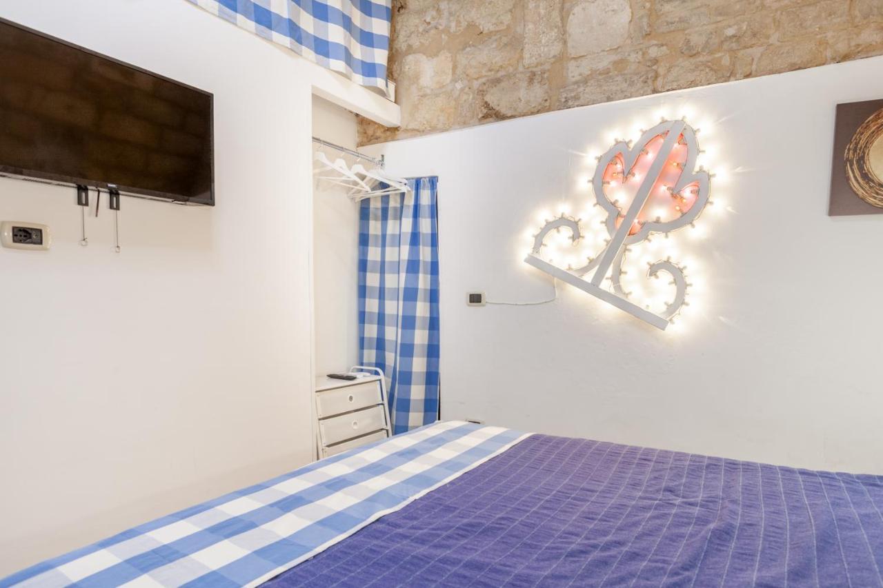 Apartament La Casuccia Cosy Flat In Old Center Bari Zewnętrze zdjęcie